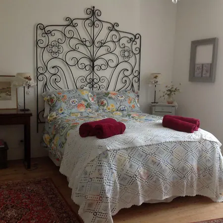 Bed & Breakfast Vingt Huit *